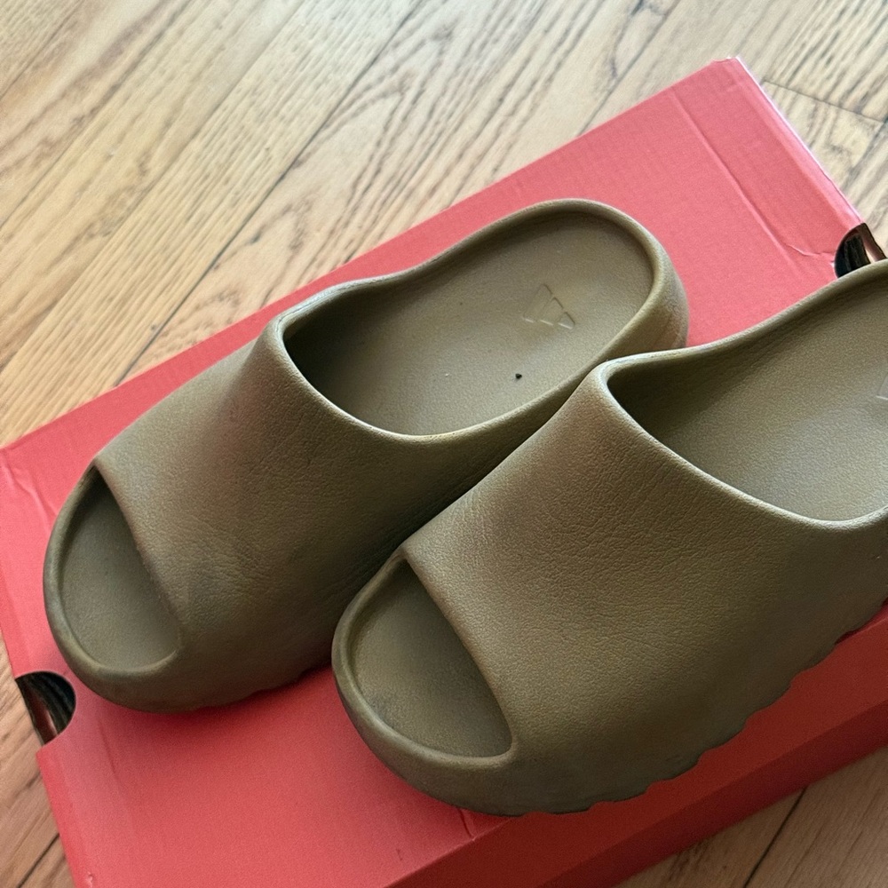 Yeezy Mustard Yellow Slide Sandals